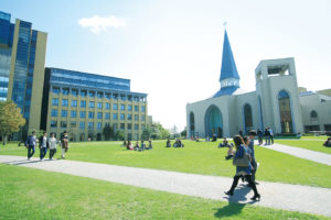 Aoyama Gakuin University 海外に暮らす学生のための 日本の大学への進学 留学ガイド