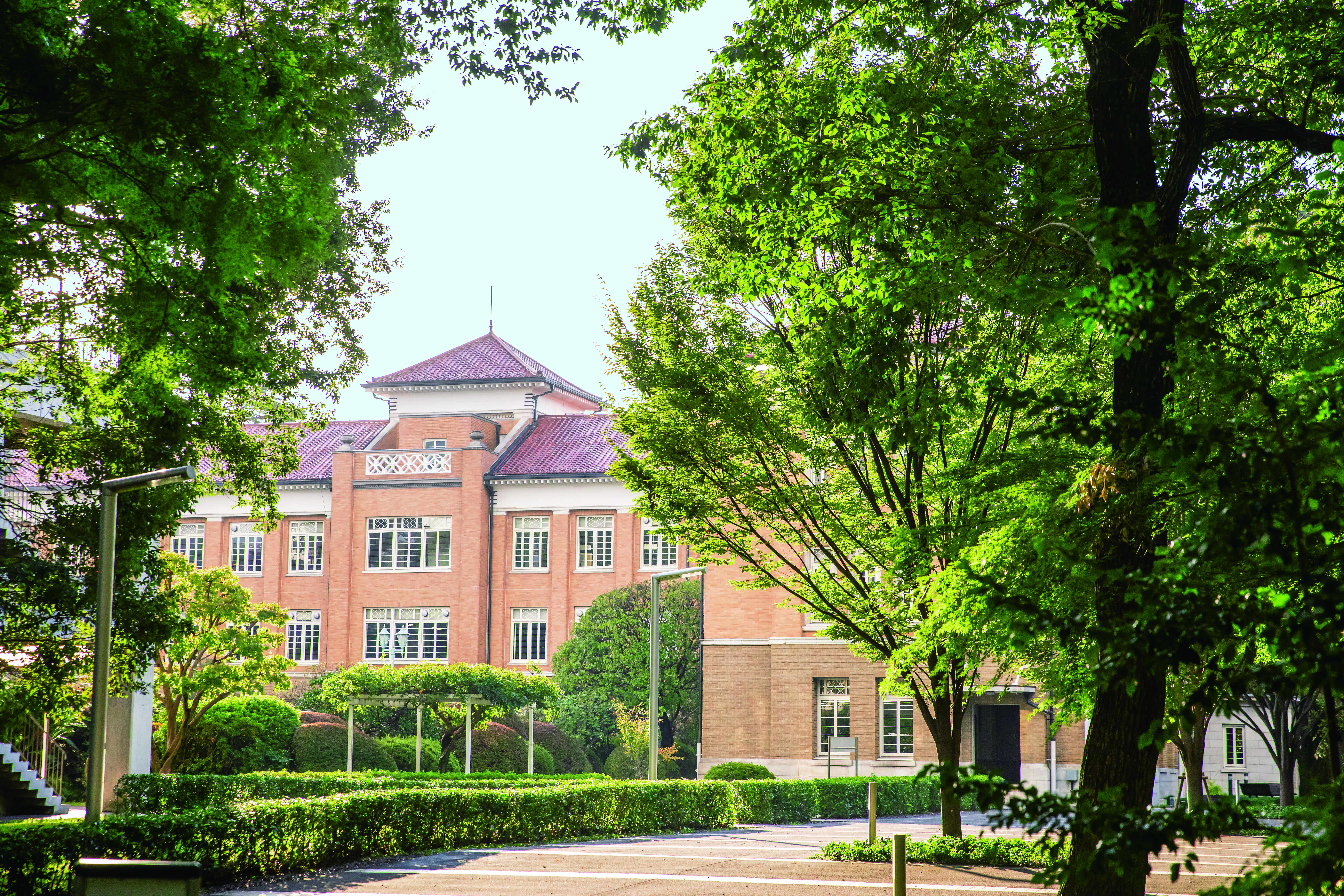 津田塾大学_メイン_圧縮.jpg