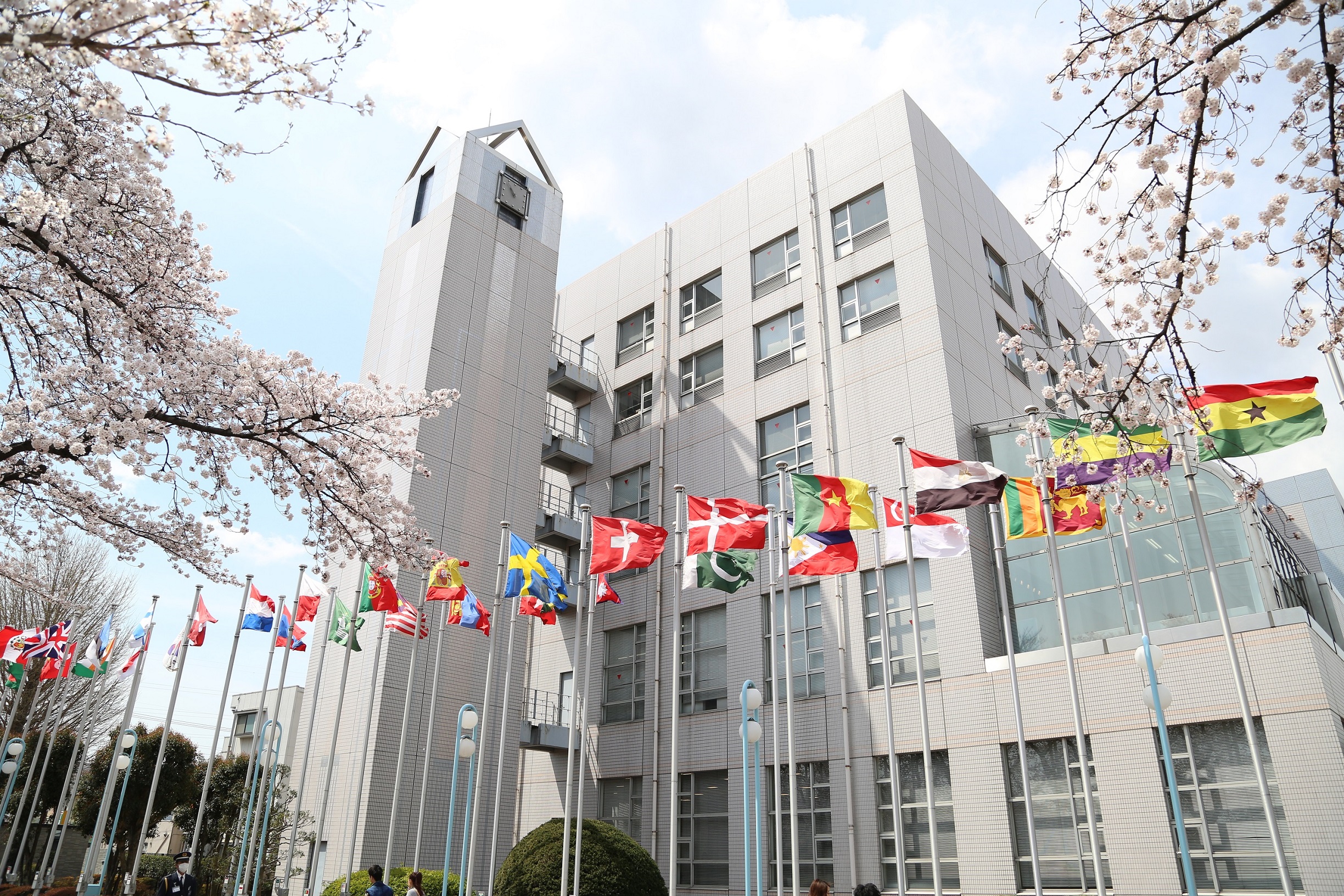 東京国際大学 海外に暮らす学生のための 日本の大学への進学 留学ガイド