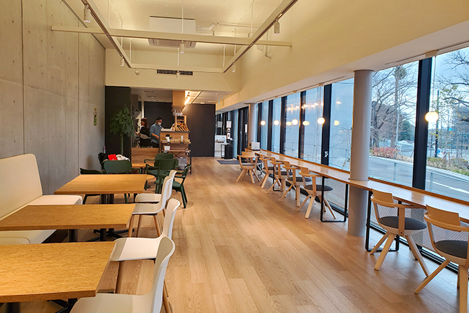 桜美林大学　芸術文化ホール棟のカフェ